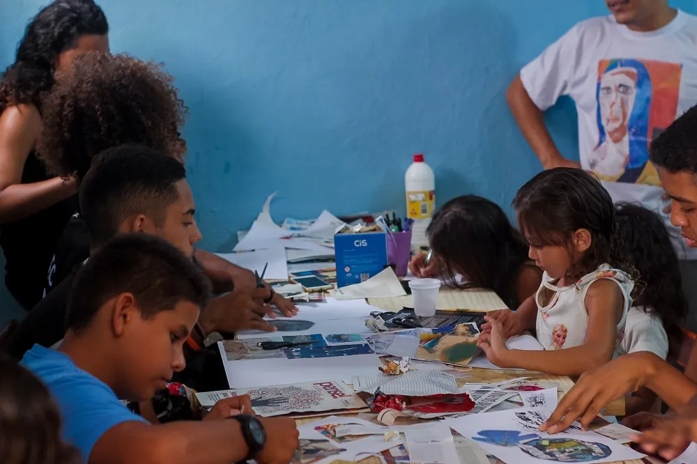 Segundo Wesley Farpa, há um antes e depois numa comunidade diante da presença de bibliotecas comunitárias