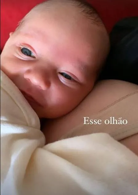 Criança nasceu há seis dias, em São Paulo