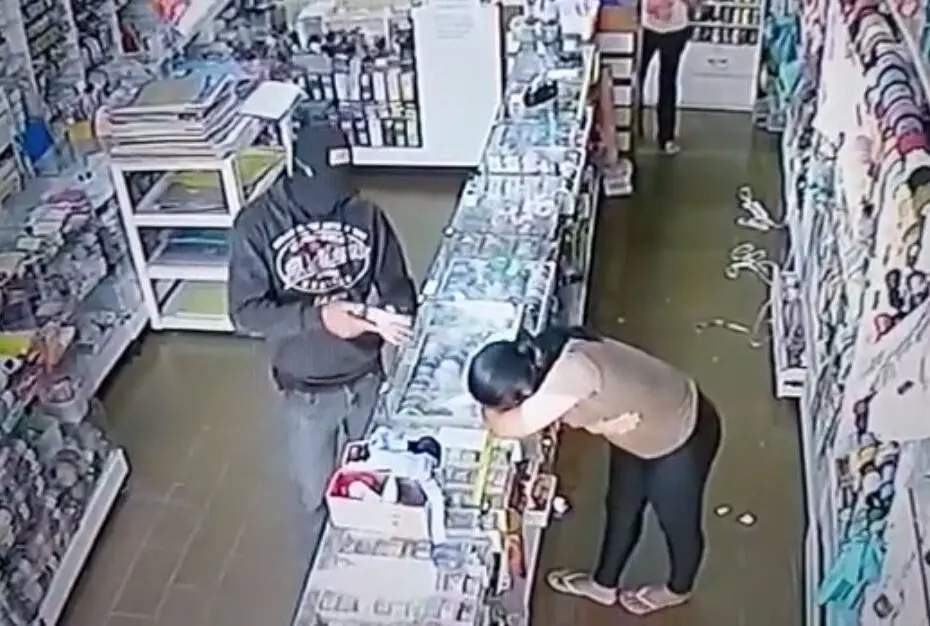 Trechos de vídeo de câmera de segurança que flagra assassinato de Ana Bruna Rodrigues