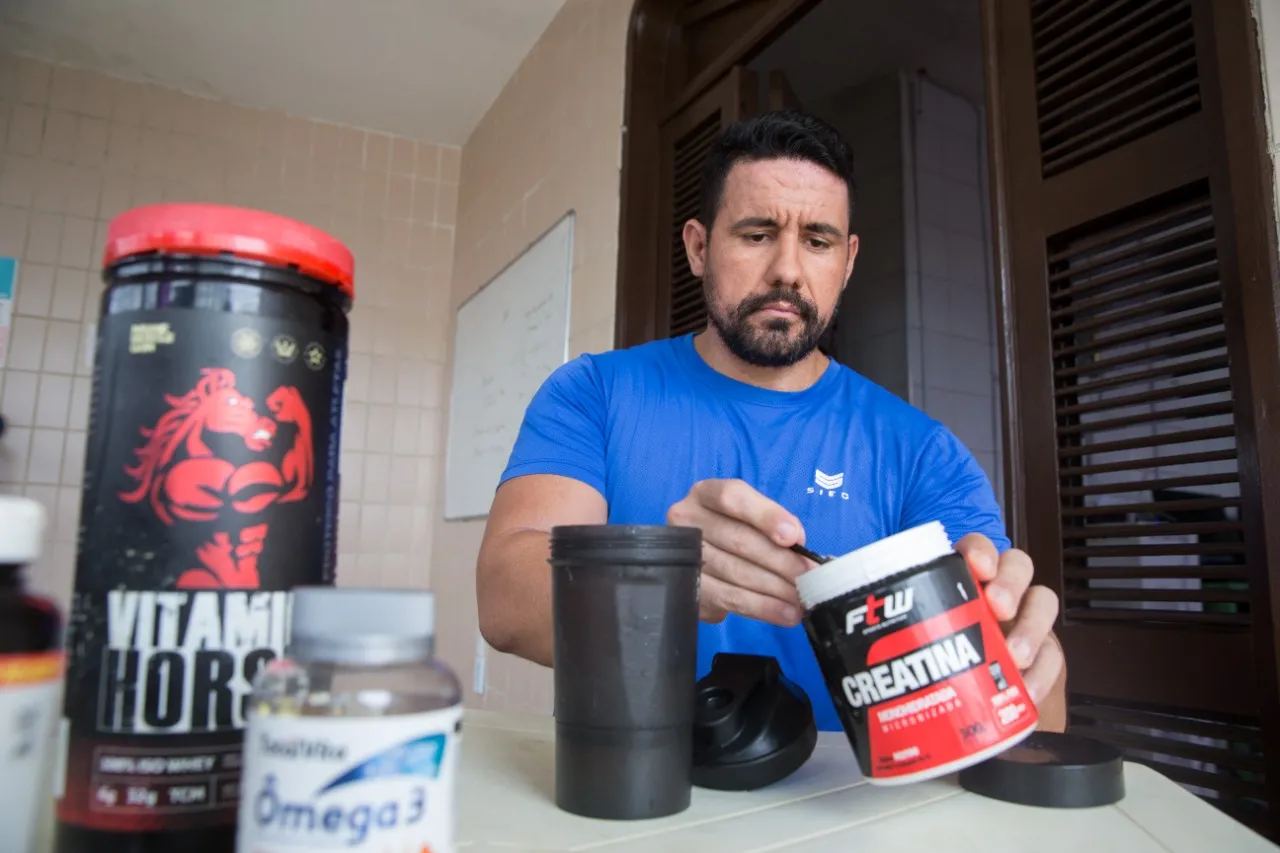 Manoel utiliza suplementos alimentares há cerca de 16 anos
