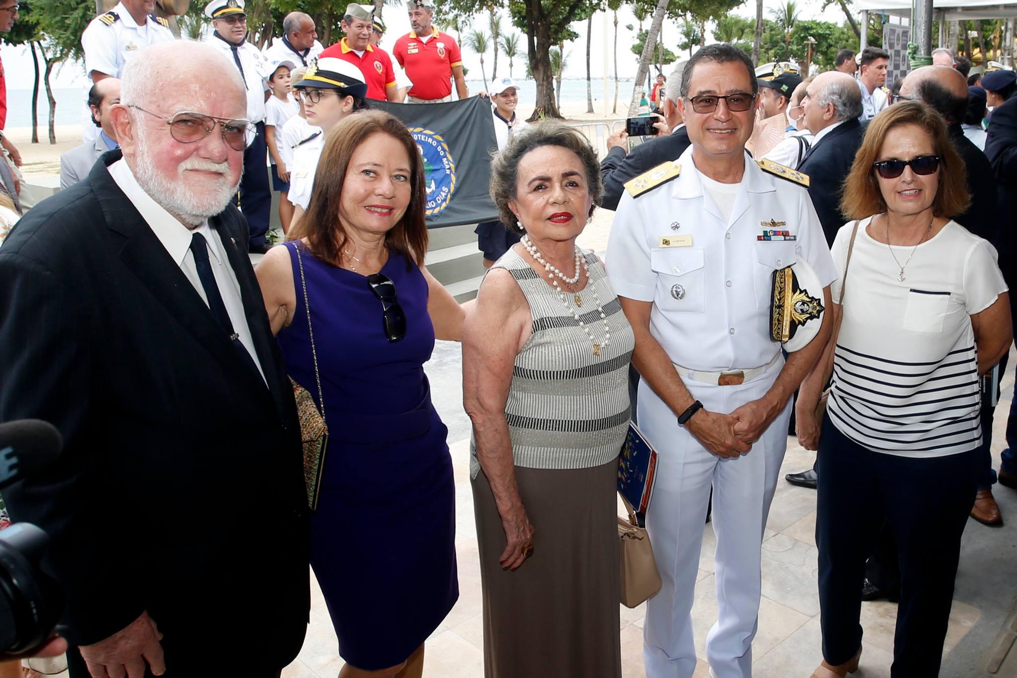 Almirante Elis e Lídia Oberg, Heliane Pimentel, Almirante Almir Garnier Santos e Flávia Lima