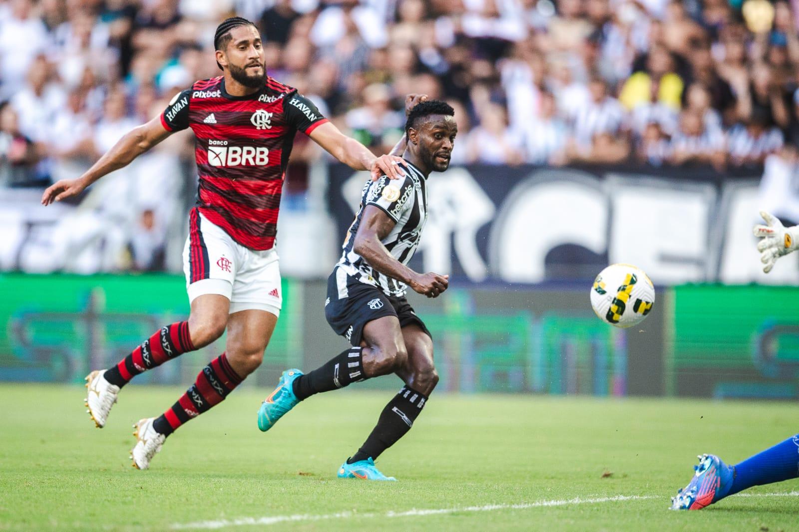 Acompanhe os principais lances do jogo Flamengo 2x1 Campinense