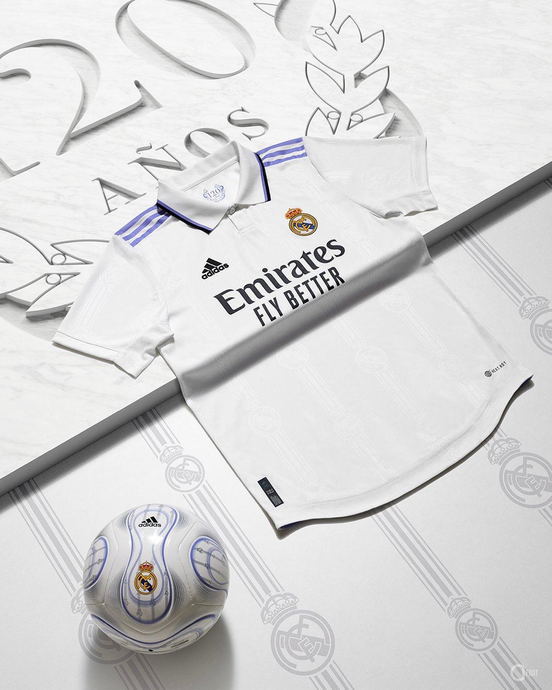 Imagem em detalhe da camisa do Real Madrid
