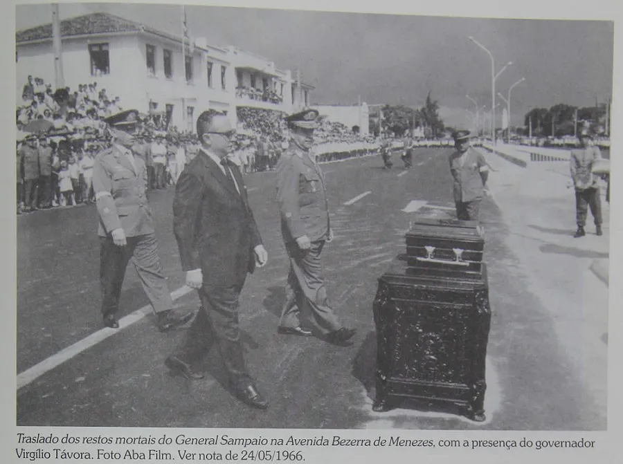 Mausoléu de general Sampaio na Bezerra de Menezes