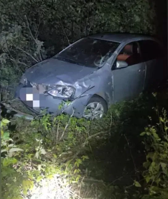 O carro capotou