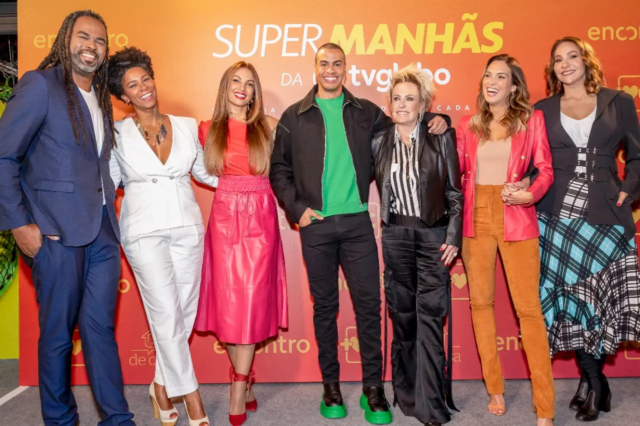 Apresentadores do projeto Super Manhãs da Globo