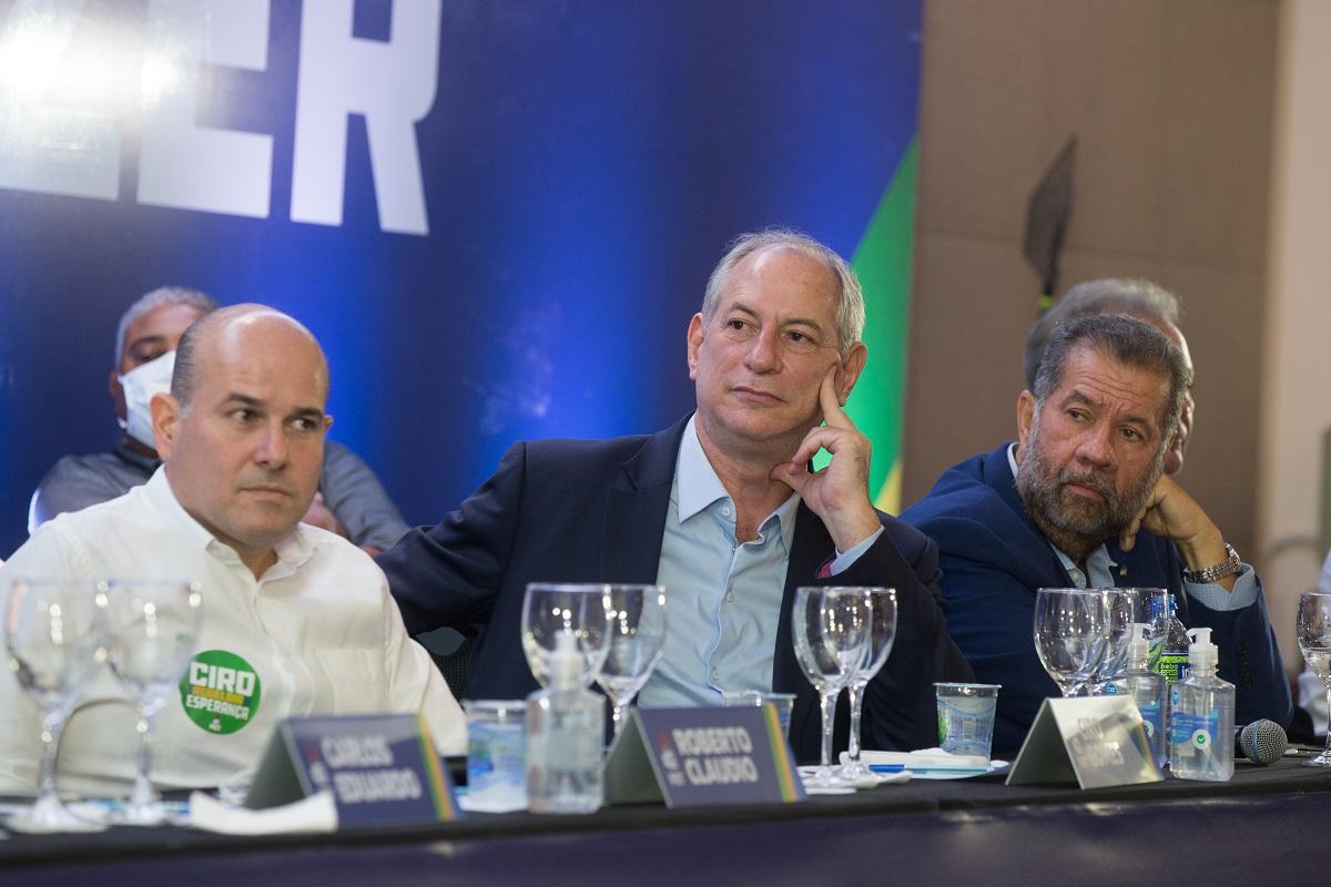 Roberto Cláudio, Ciro Gomes e Carlos Lupi no evento do PDT