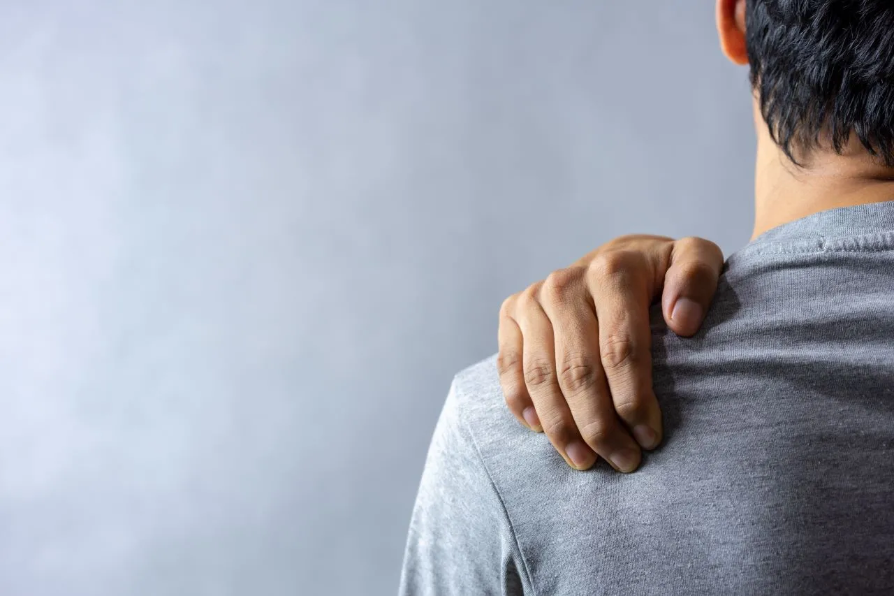 Pesquisas relatam que o uso do chá é recomendado para o alívio de dores articulares e na coluna, agindo como anti-inflamatório e analgésico