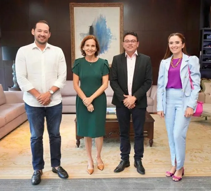 O deputado Danniel Oliveira acompanhou visita do prefeito de Barro, George Feitosa, à governadora Izolda Cela