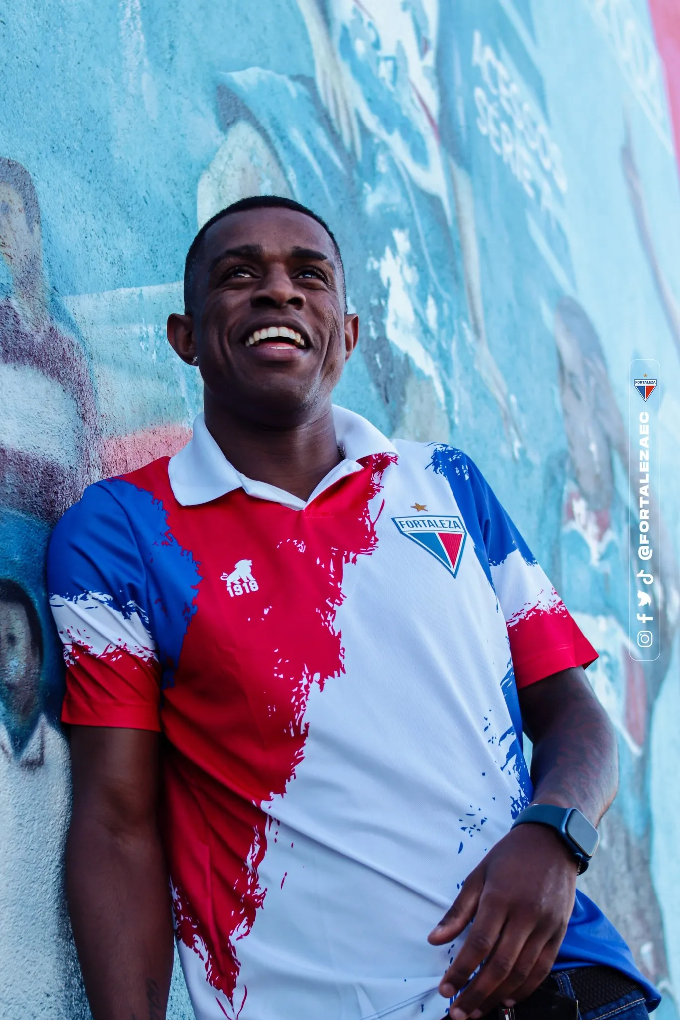 Camisa será utilizada contra o Internacional neste domingo (7) pela Série A do Campeonato Brasileiro