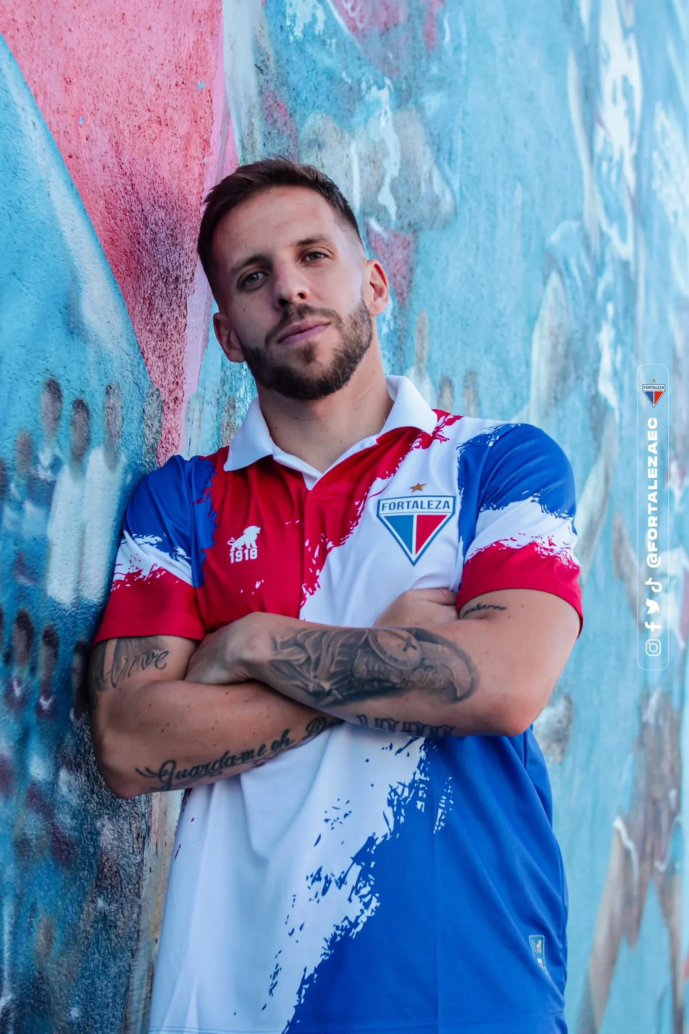 Camisa será utilizada contra o Internacional neste domingo (7) pela Série A do Campeonato Brasileiro