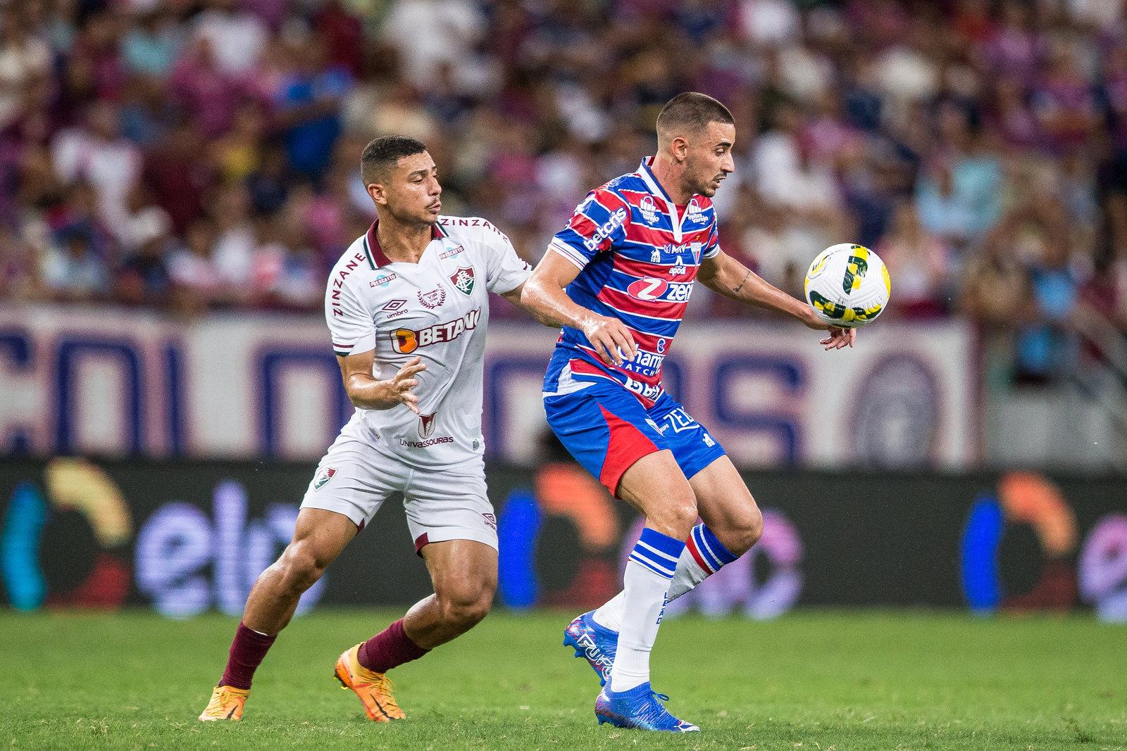 Em jogo eletrizante, Fortaleza vence Fluminense no Castelão e assume  liderança da Série A - Jogada - Diário do Nordeste