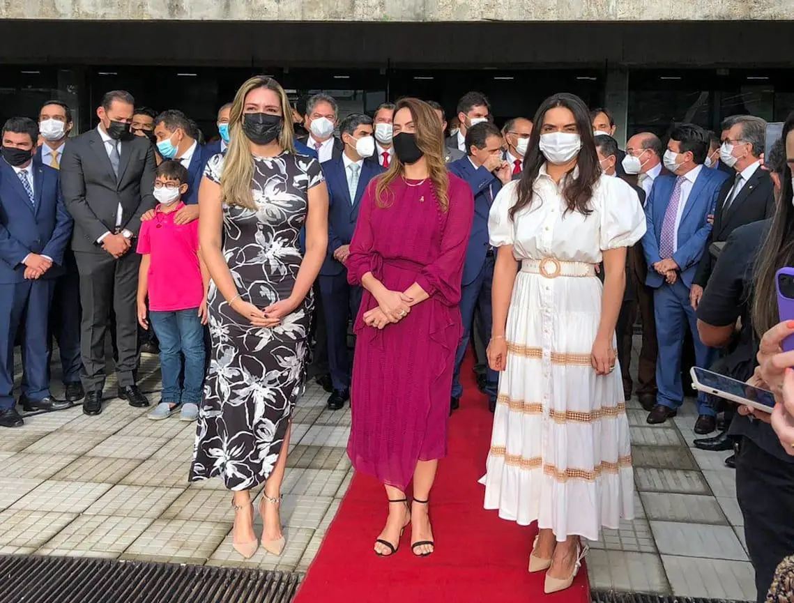 Augusta Brito, Érika Amorim e Aderlânia Noronha na posse da governadora Izolda Cela