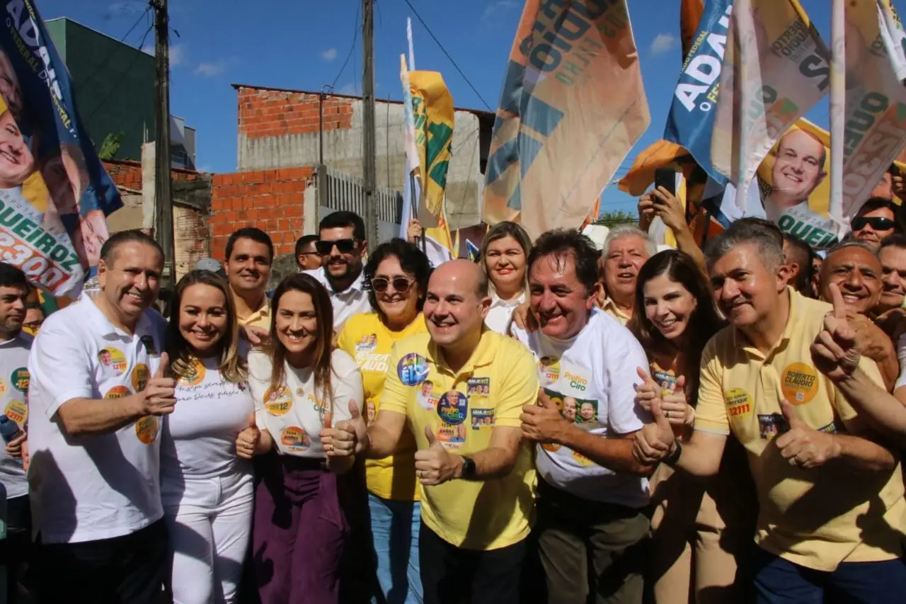 Roberto Cláudio no bairro Antônio Bezerra