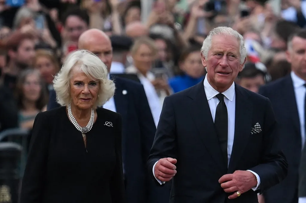Camilla e Charles só se casaram em 2005