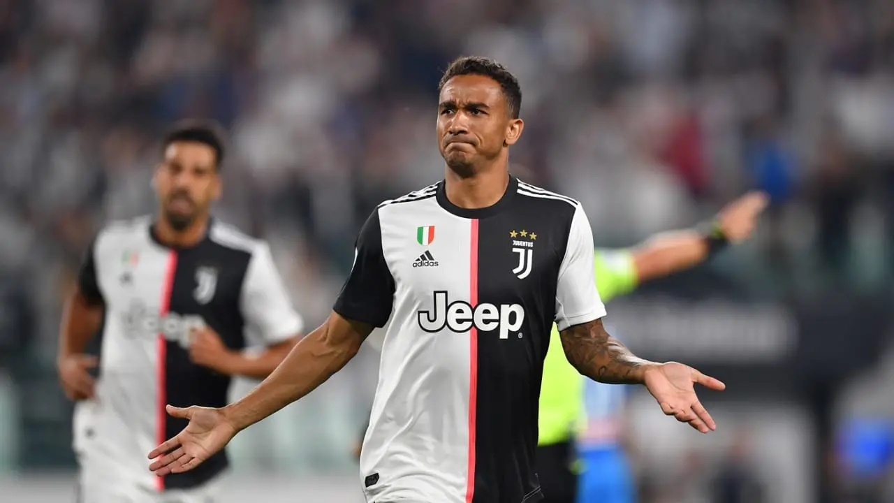 Danilo em ação pelo Juventus