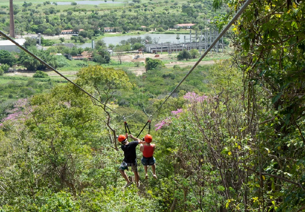A maior tirolesa dupla do Nordeste está no Ceará, e fica no iPark