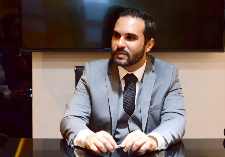 A defesa do acusado, representada pelo advogado Daniel Maia, afirmou que 'um doente deve ser tratado, e não julgado'