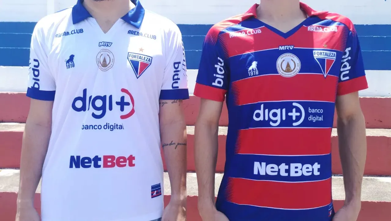 O Fortaleza vende camisas oficiais com preços mais populares, denominadas de POP
