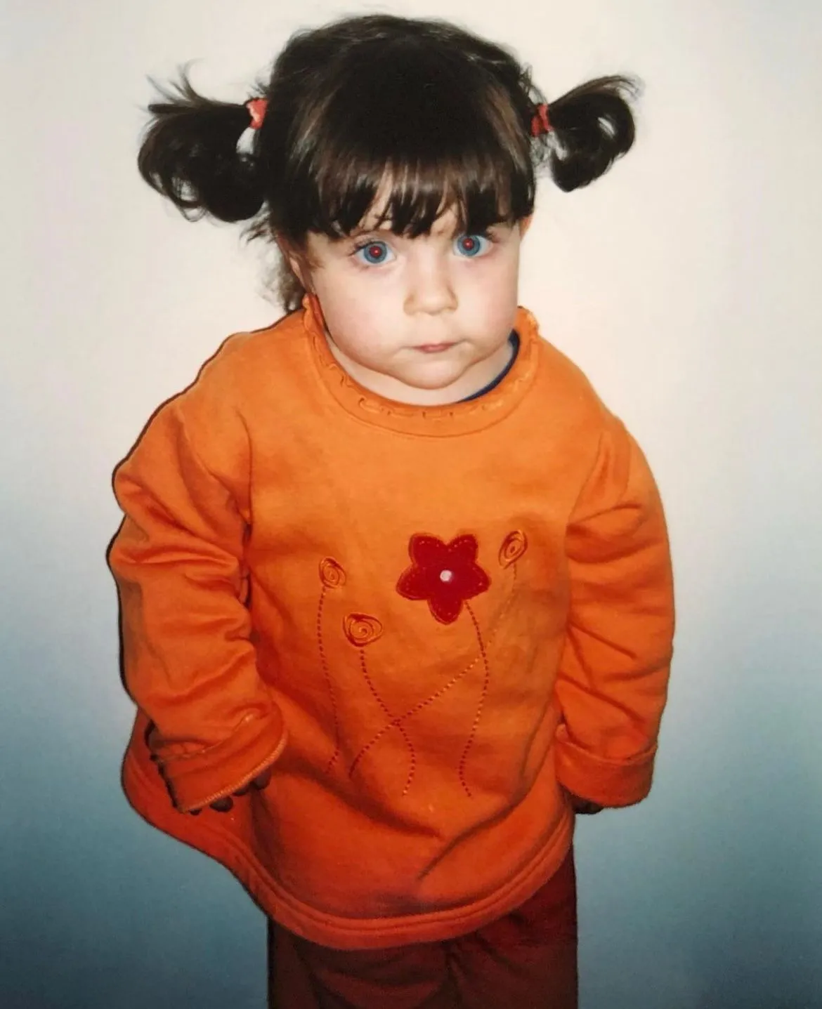 Jade Picon relembrou momentos da infância em publicação no Instagram