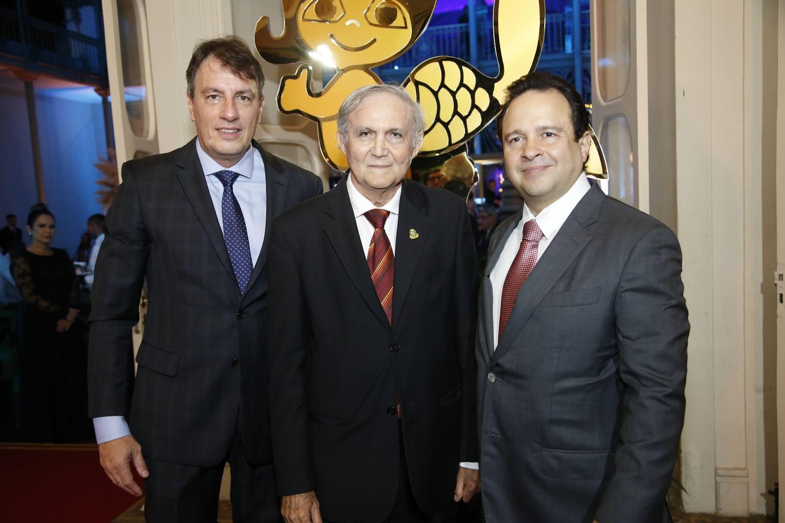 Carlos Rotella, Francisco Gomes de Moura e Igor Queiroz Barroso