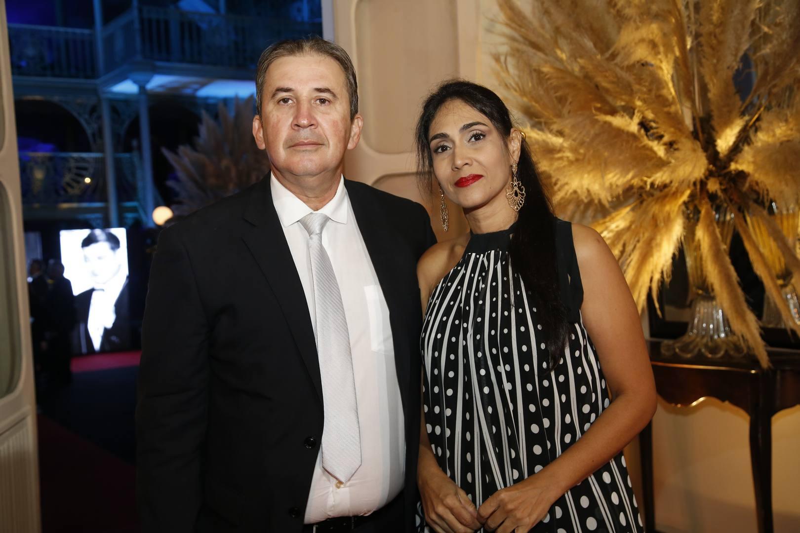 Paulo Régis e Patrícia Botelho