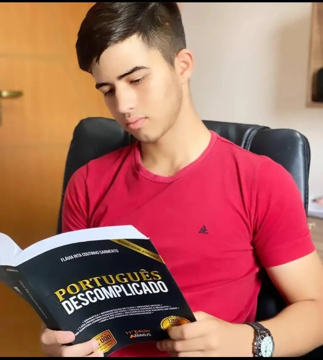 Emanuel Santos, estudantes de 17 anos