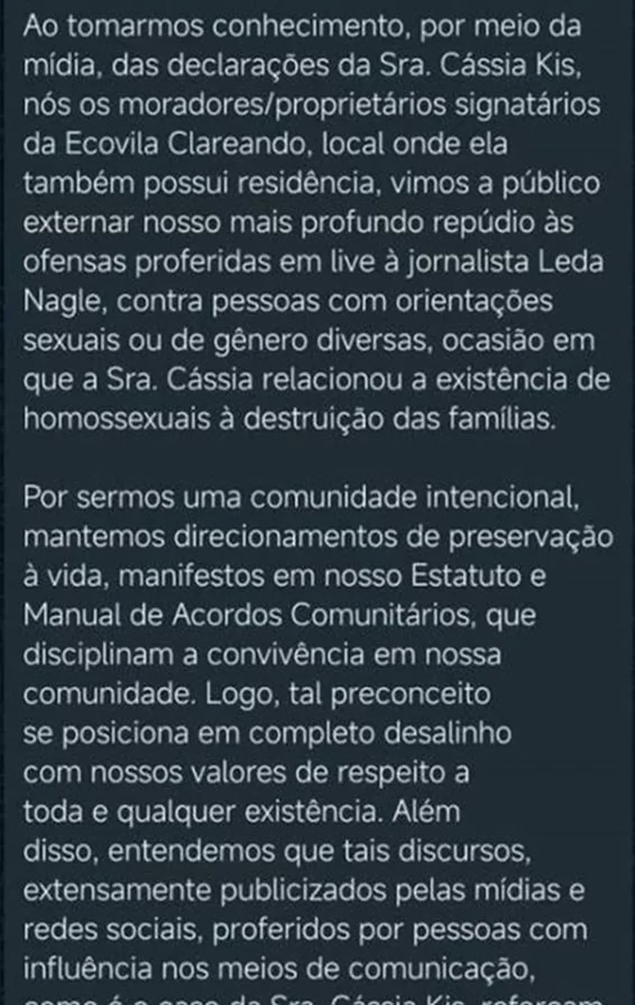Manifesto feito pelos vizinhos da atriz