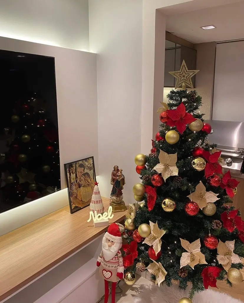 Medir seu espaço e conferir as medidas da árvore ajudam a criar um ambiente harmônico