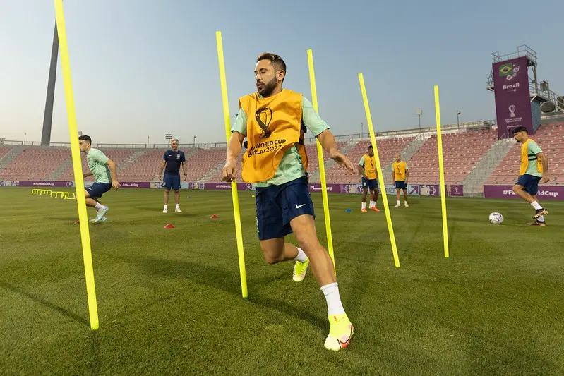Éverton Ribeiro em treino da Seleção Brasileira