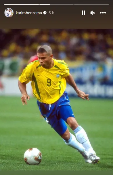 Benzema postou story com imagem de Ronaldo na Copa de 2002
