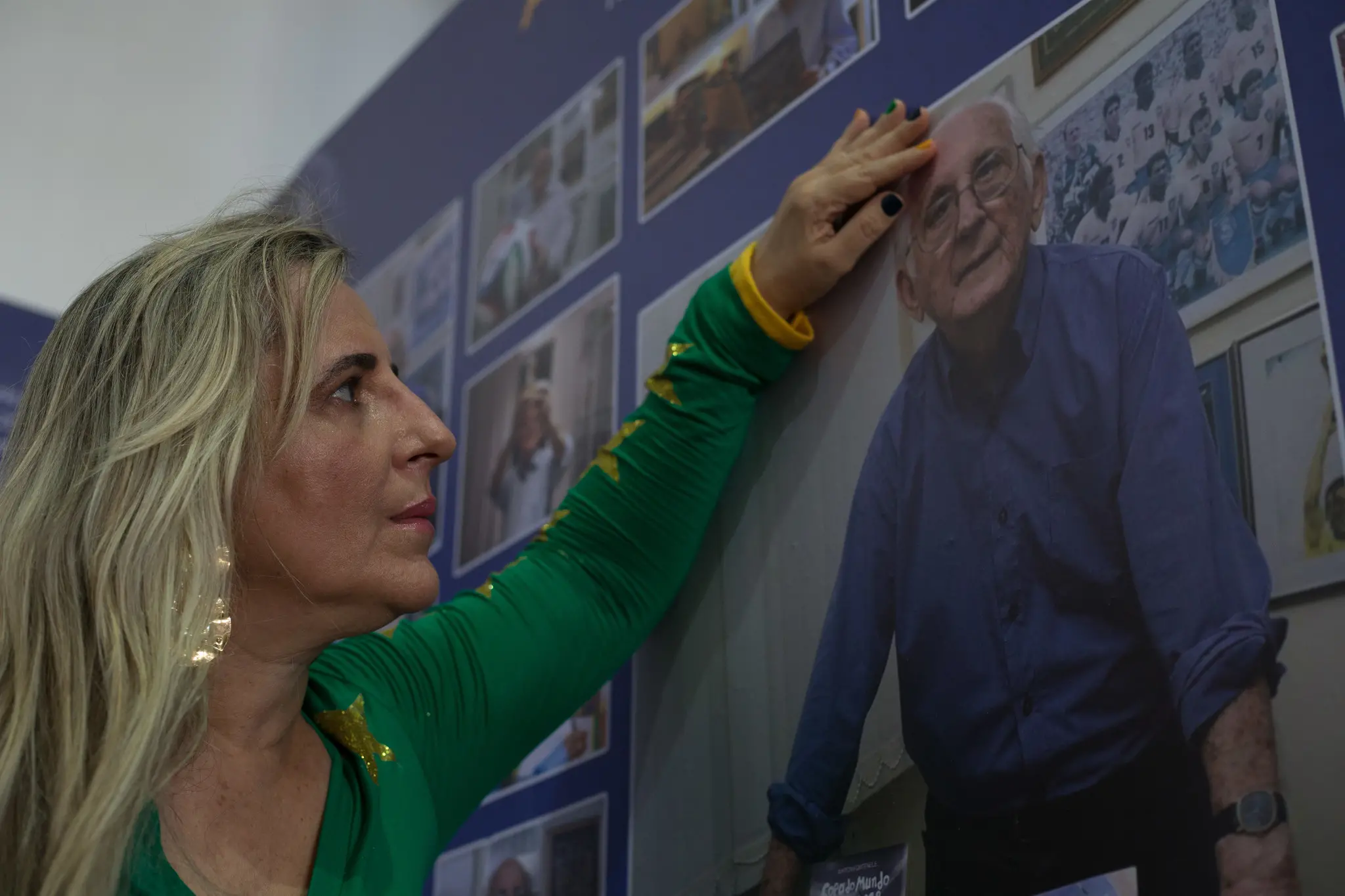 Imagem da filha de Airton na exposição