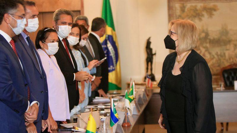 Encontro de governadores eleitos e reeleitos com a presidente do STF, Rosa Weber