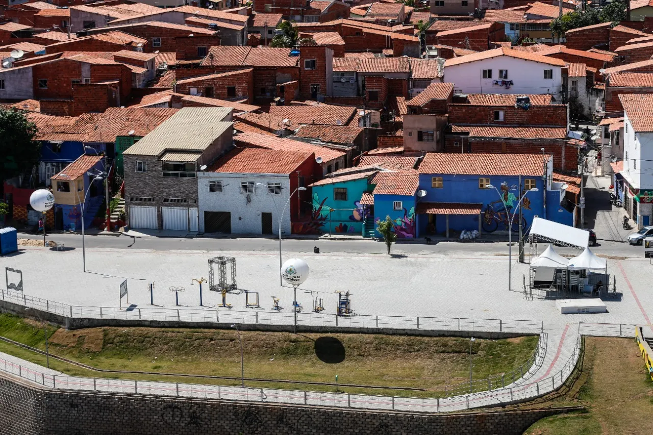 Um dos pontos importantes para a transformação em uma cidade inteligente é o uso dessas ferramentas para o combate à desigualdade social