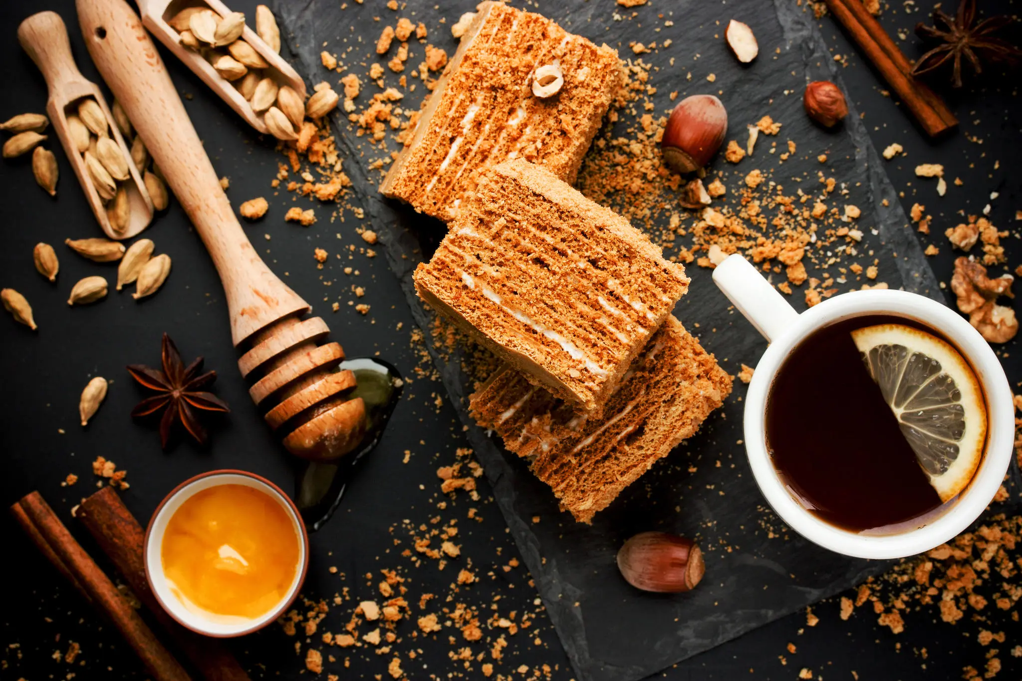 bolo de mel com nozes, receitas, sobremesa, fim de ano