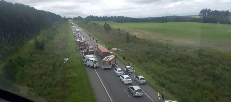 BR-277 é interditada por afundamento de pista em Morretes - AERP