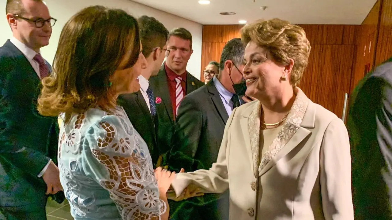 Primeira governadora do Ceará com a primeira mulher presidente do Brasil