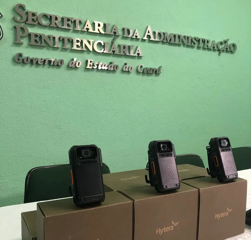 Câmeras corporais apresentadas pela SAP-CE e que devem ser usadas por policiais penais a partir de fevereiro