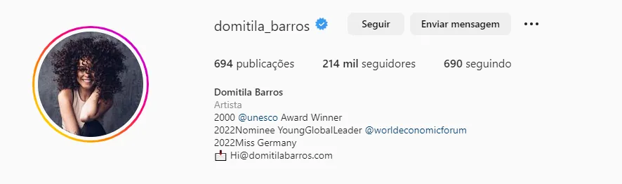 Perfil de Domitila no Instagram.