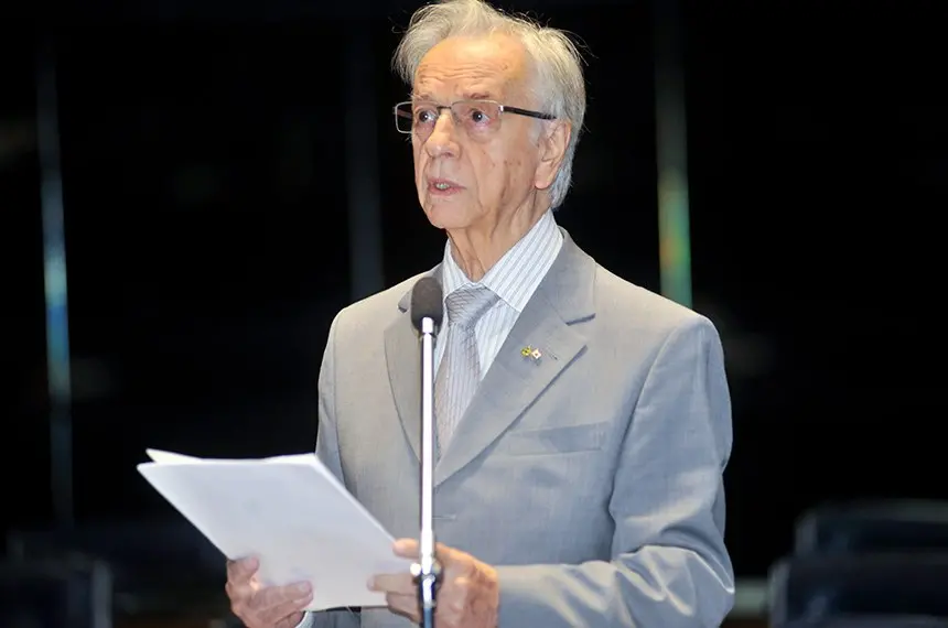 Ex-presidente Itamar Franco assumiu com a saída de Collor