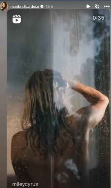 Print do storie de Mariana Bridi publicando trecho da música de Miley Cyrus