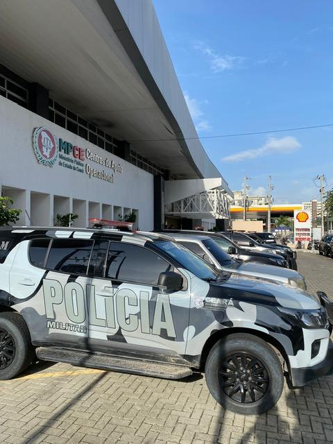 Mandados judiciais contra policiais militares foram cumpridos com apoio da Assessoria de Inteligência da Policial Militar (Asint) e do Comando Geral da Polícia Militar do Ceará (PMCE)