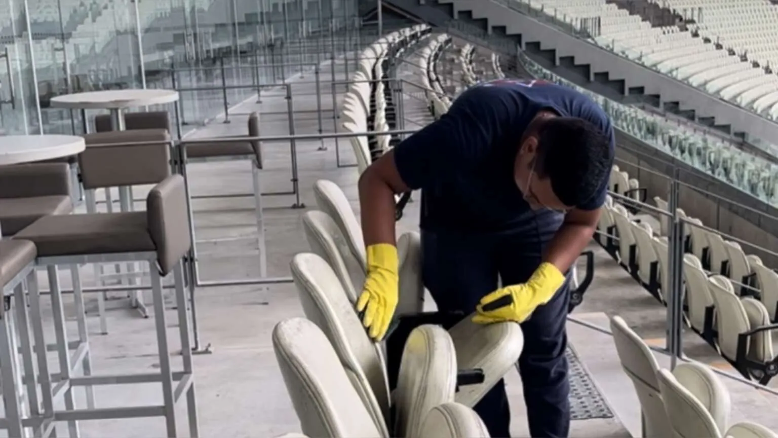 As cadeiras da Arena Castelão são restauradas para a reabertura de 2023