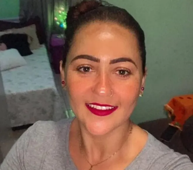 Andréa Cabral Pinheiro é mãe do Matheus, de 11 meses, e madrasta da Maria Eduarda, de 12 anos.