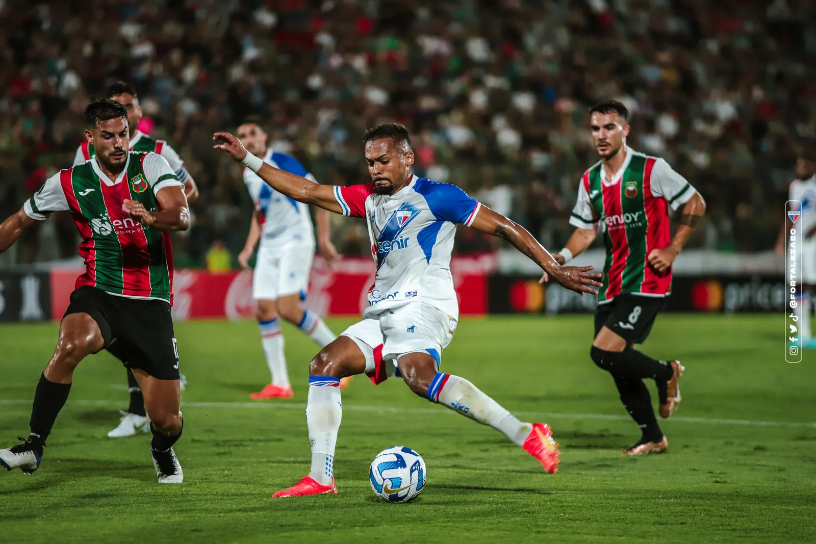Bruno Pacheco em ação pelo Fortaleza