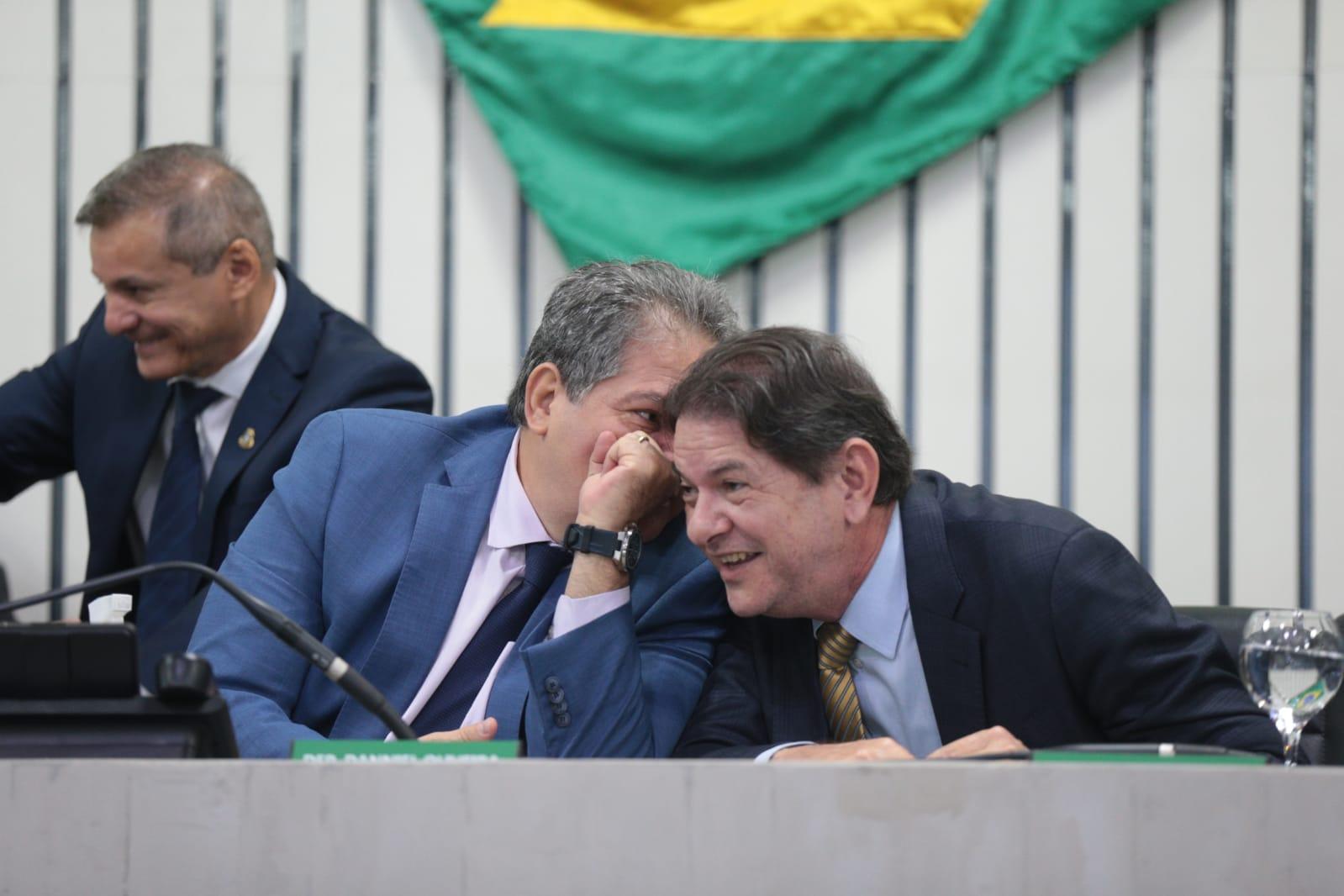 Cid Gomes com Osmar Baquit, vice-presidente do Legislativo