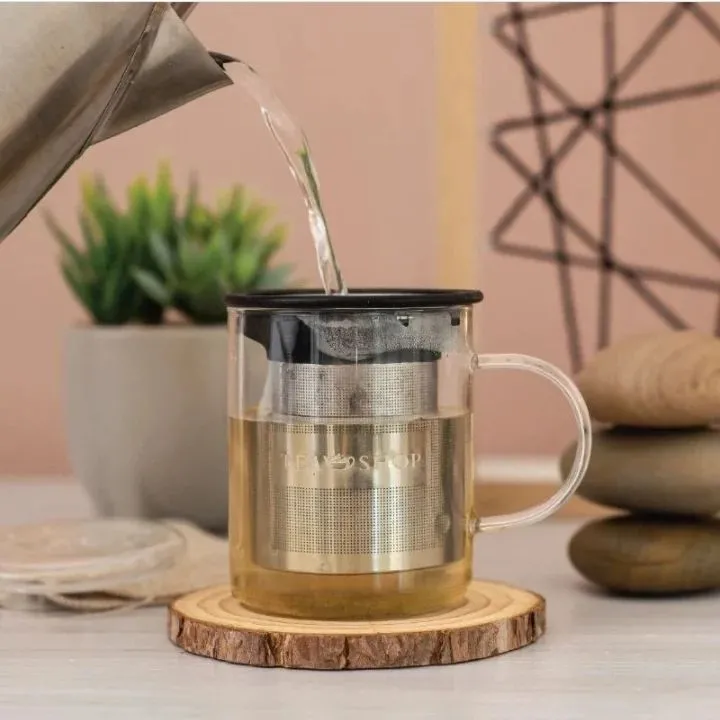 Além dos tradicionais chás pretos, verdes e brancos, há ampla gama de sabores e essências na Tea Shop