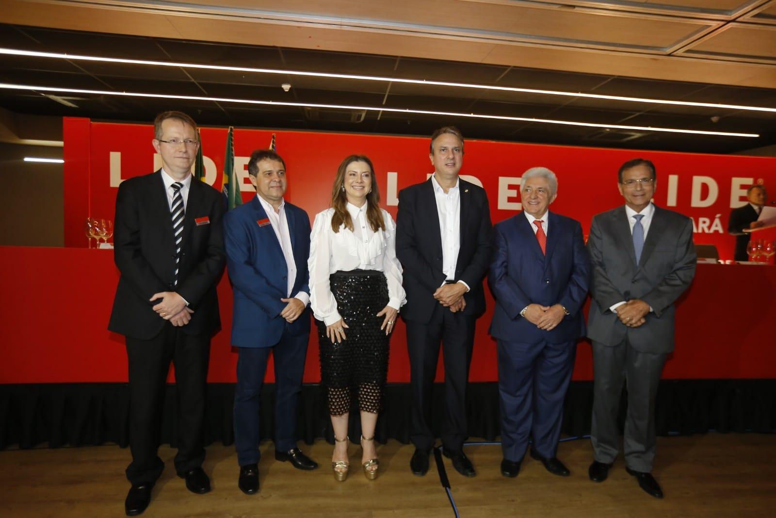 Ministro da Educação com empresários e o presidente da Assembleia Legislativa, Evandro Leitão (segundo da esquerda para a direita)