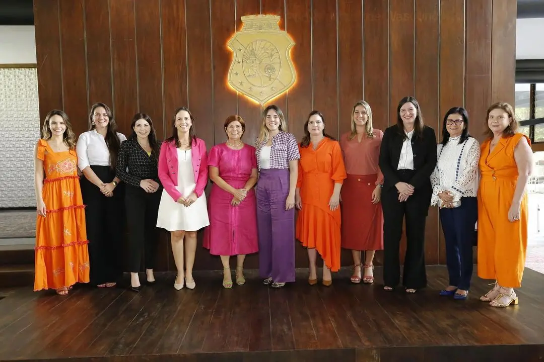 Jade Romero com parlamentares