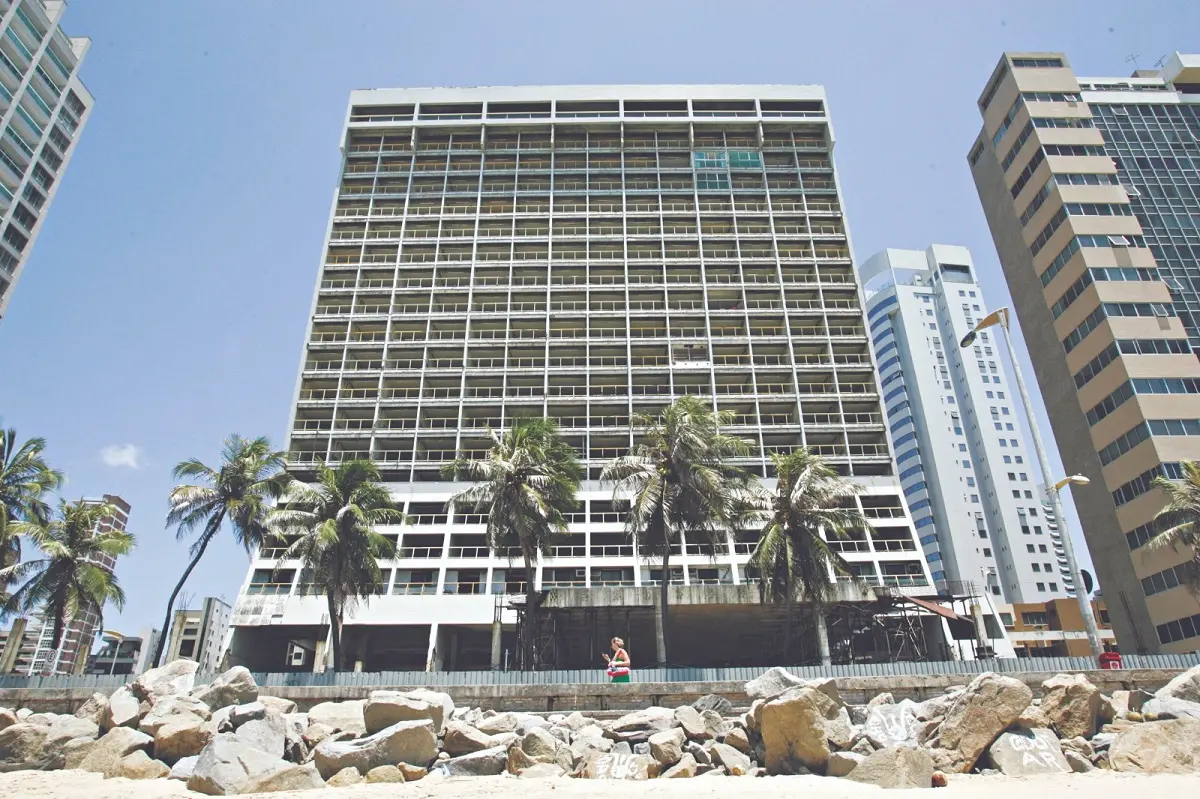 Antigo Hotel Esplanada, na Avenida Beira-Mar, em Fortaleza